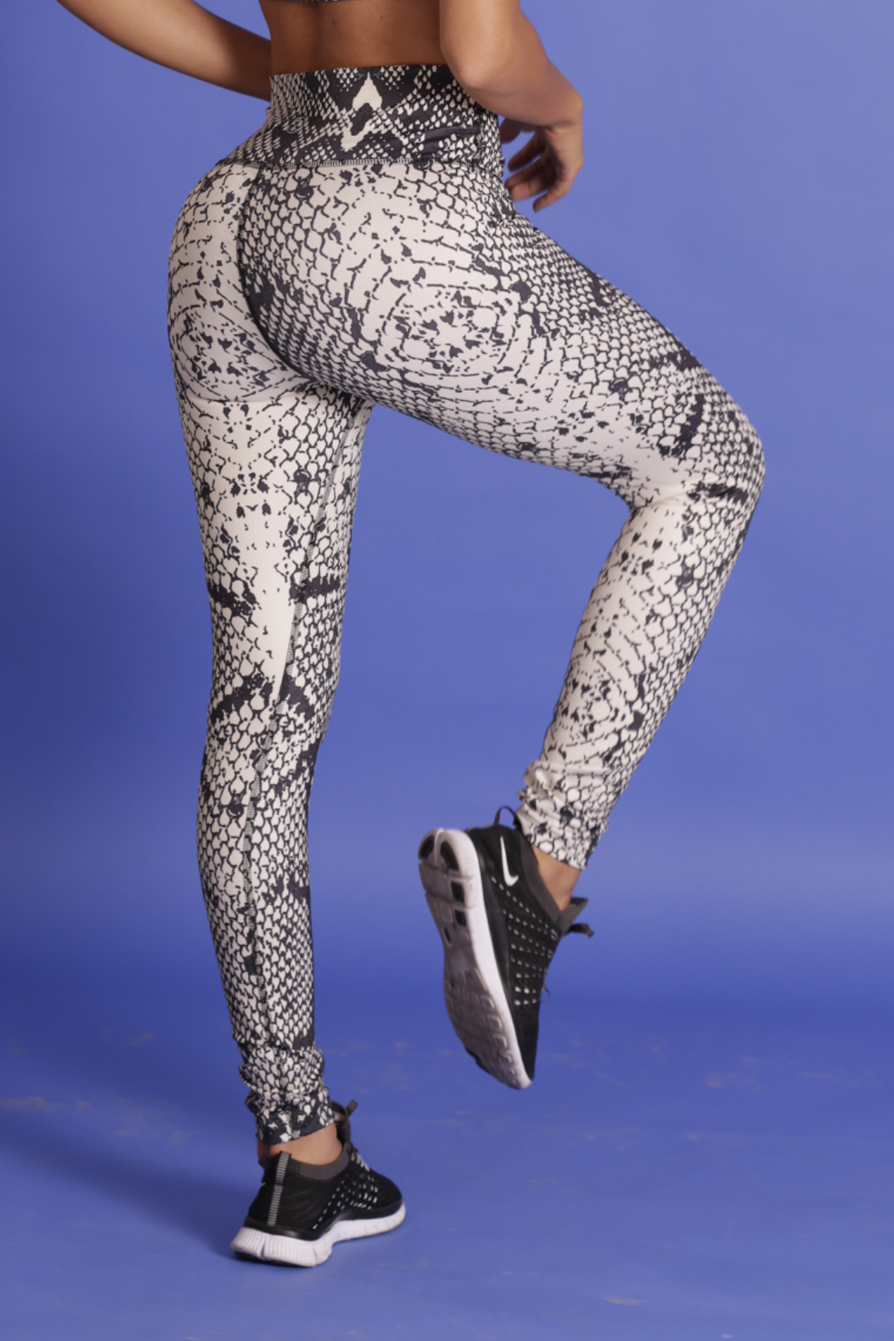 ANIMAL PRINT LEGGINGS – ZUHE